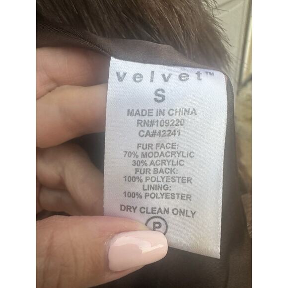 Velvet Graham and Spencer Faux Fur Mid Length Jacket Rich Brown Sz S Mob Wives - Picture 6 of 8